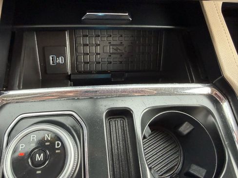 Used 2023 Ford Expedition XLT AWD/4WD image 36