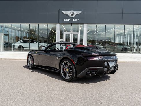 Used 2024 Ferrari Roma Spider RWD image 8