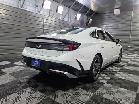 Used 2025 Hyundai Sonata Limited FWD image 5