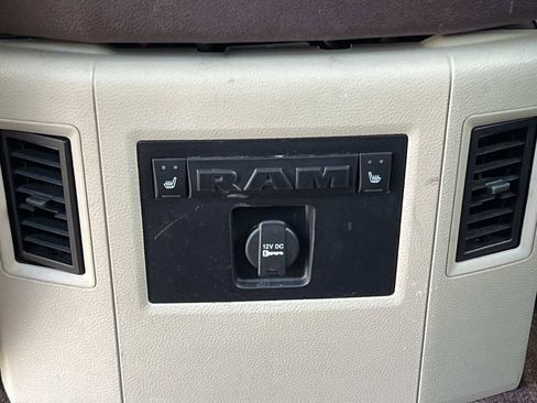 Used 2016 RAM 1500 Laramie Longhorn w/ Convenience Group AWD/4WD image 17