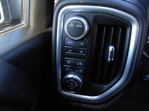 Used 2021 GMC Sierra 1500 Denali w/ Denali Ultimate Package image 17