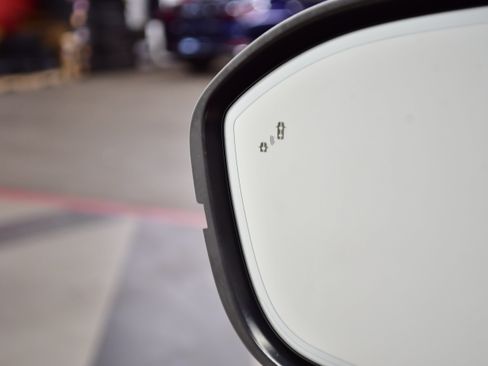 Used 2023 INFINITI QX60 Luxe w/ Cargo Package image 18