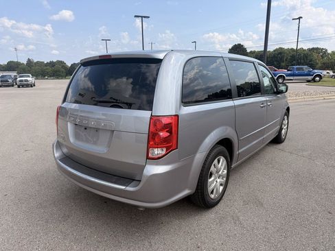 Used 2017 Dodge Grand Caravan SE w/ Power Window Group FWD image 3