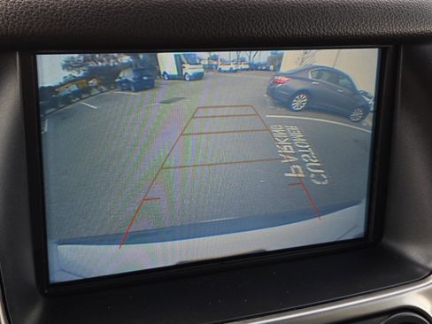 Used 2019 Chevrolet Suburban LT image 27