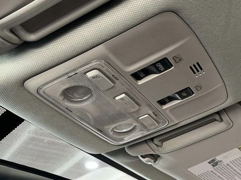 Used 2014 Toyota RAV4 XLE image 33