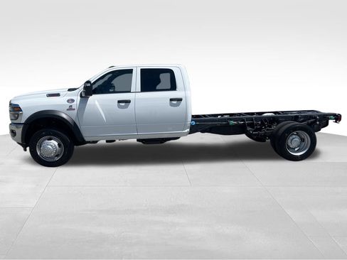 New 2026 RAM 5500 Tradesman AWD/4WD image 2