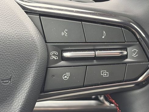 Used 2026 Chevrolet Equinox RS w/ Safety and Technology Package FWD image 23