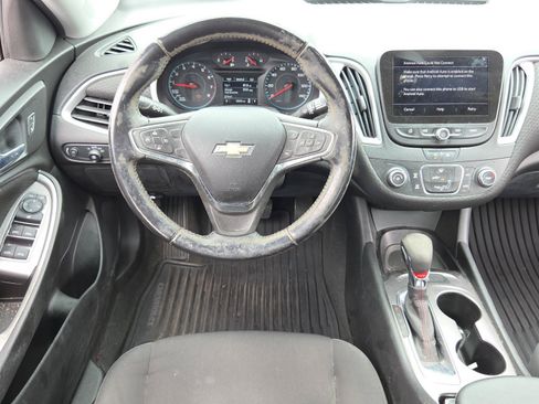 Used 2021 Chevrolet Malibu RS w/ LPO, Convenience Package 2 FWD image 12