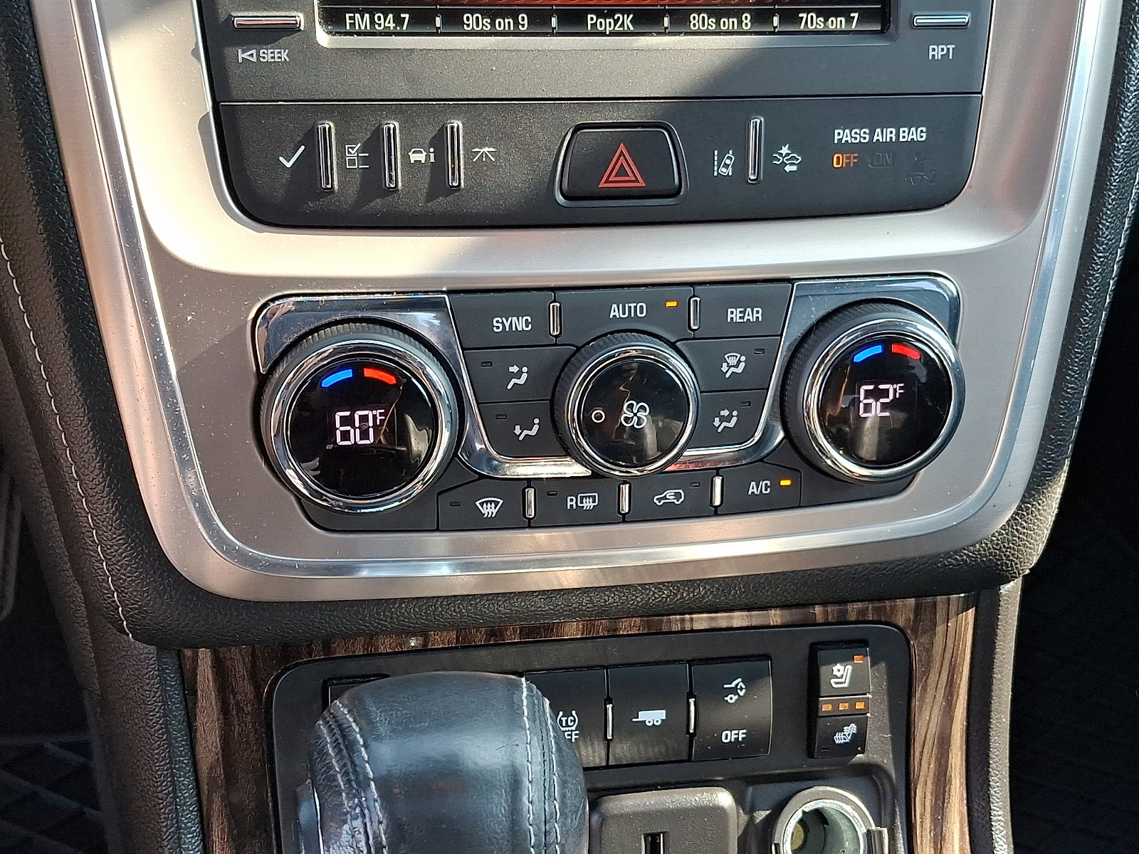 Used 2016 GMC Acadia Denali AWD/4WD image 16