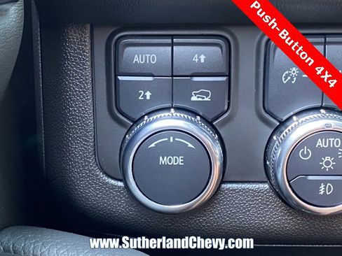 Certified 2025 GMC Yukon XL Denali image 25