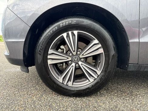 Used 2017 Acura MDX SH-AWD image 6