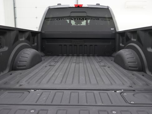 Used 2025 Ford F250 XLT w/ Black Appearance Package AWD/4WD image 31