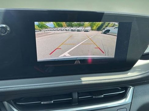 Used 2024 Buick Envista Preferred w/ Convenience I Package image 26