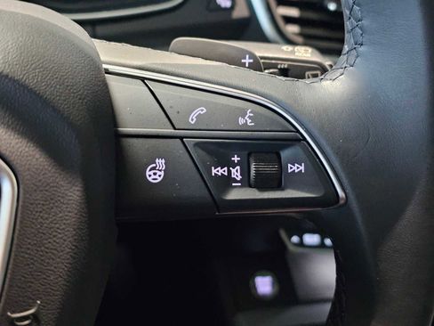 Used 2024 Audi Q5 2.0T Premium w/ Summer of Audi Package image 27