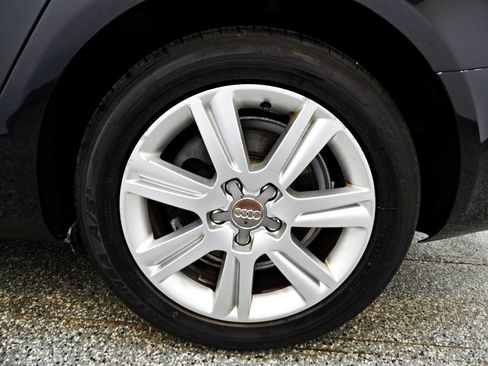Used 2010 Audi A4 2.0T Premium FWD image 20