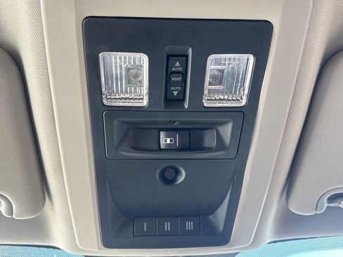 Used 2017 RAM 2500 Laramie w/ Convenience Group image 16