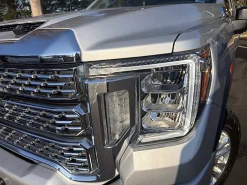 Used 2022 GMC Sierra 2500 Denali w/ Denali Ultimate Package image 6