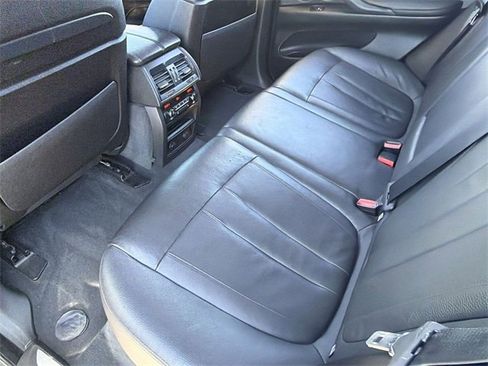 Used 2015 BMW X5 xDrive50i image 18