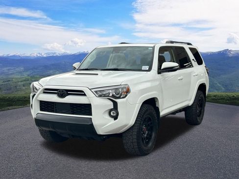 Used 2023 Toyota 4Runner TRD Off-Road Premium w/ Moonroof Package AWD/4WD image 1