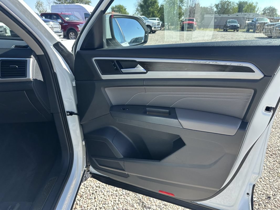 Used 2021 Volkswagen Atlas SE AWD/4WD image 13