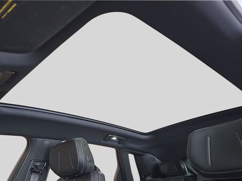 Used 2024 Cadillac Lyriq Luxury w/ LPO, Floor Liner Package image 21