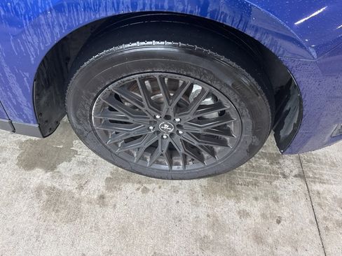 Used 2014 Ford Taurus SEL w/ Equipment Group 201A image 6