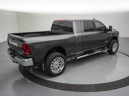 Used 2025 RAM 2500 Laramie AWD/4WD image 4