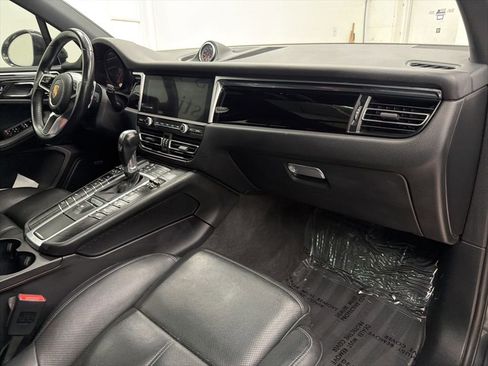 Used 2020 Porsche Macan AWD/4WD image 27