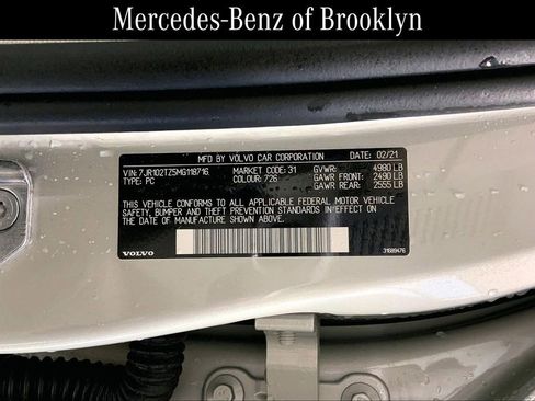 Used 2021 Volvo S60 T5 Momentum image 33