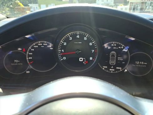 Used 2021 Porsche Cayenne S image 21