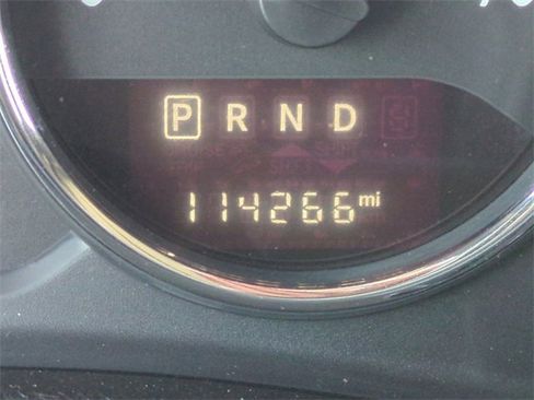 Used 2015 Jeep Wrangler Unlimited Rubicon image 25