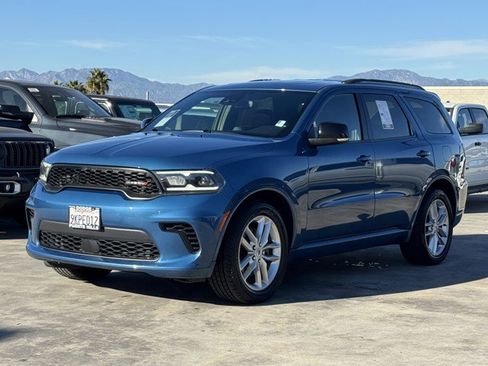 Used 2024 Dodge Durango GT image 3