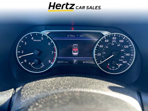 Used 2025 Nissan Sentra SV image 6