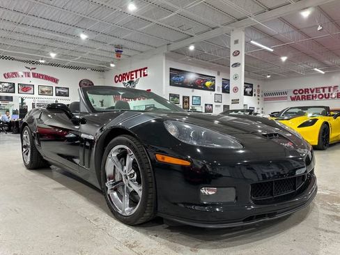Used 2010 Chevrolet Corvette Grand Sport w/ Preferred Equipment Group RWD image 5