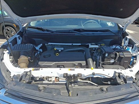 Used 2023 Chevrolet Equinox LT FWD image 28