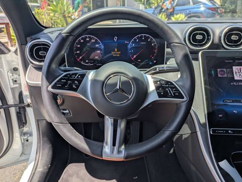 Used 2025 Mercedes-Benz C 300 4MATIC Sedan image 17