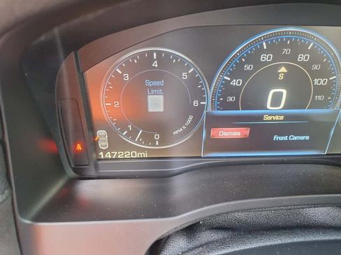 Used 2015 Cadillac Escalade ESV Luxury image 5