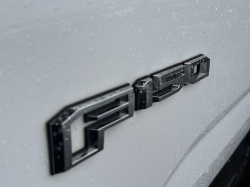 Used 2017 Ford F150 XLT RWD image 25