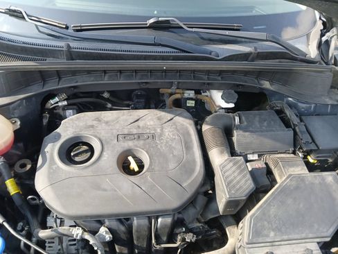 Used 2021 Hyundai Tucson Value FWD image 9