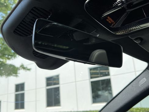 Certified 2025 Mercedes-Benz C 300 4MATIC Sedan image 26