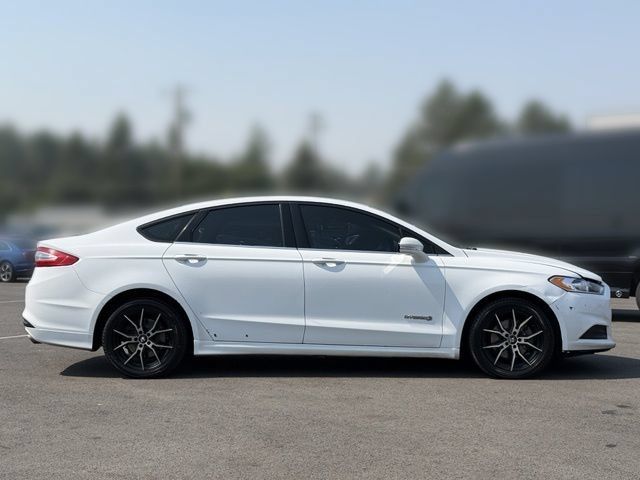 Used 2013 Ford Fusion SE FWD image 9