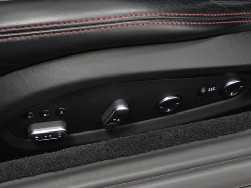 Used 2015 Ferrari California T RWD image 34