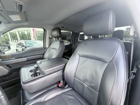 Used 2024 Ford F250 Lariat w/ Black Appearance Package AWD/4WD image 24