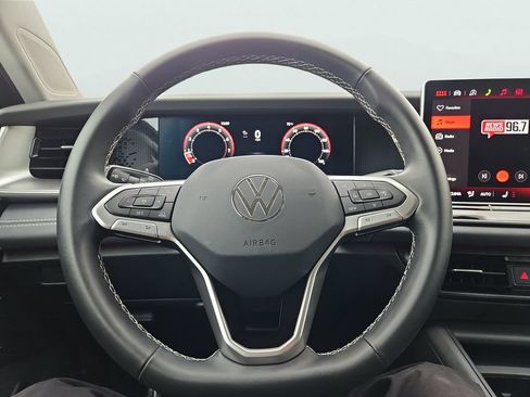 Certified 2026 Volkswagen Tiguan SE AWD/4WD image 28