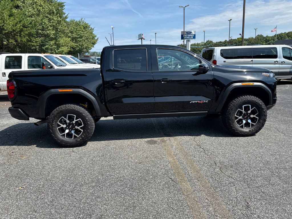 Used 2024 GMC Canyon AT4X AWD/4WD image 8