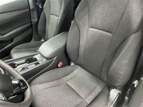 Used 2025 Honda Accord LX image 10