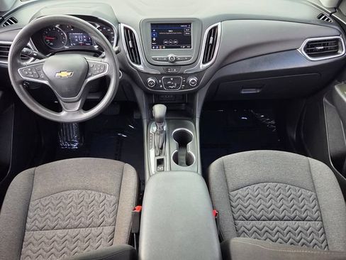 Used 2023 Chevrolet Equinox LT FWD image 12