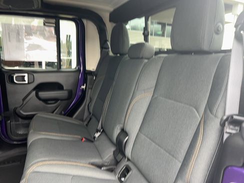 New 2026 Jeep Gladiator Sport image 23