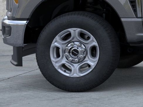 New 2026 Ford F250 XLT w/ F-250 >10K GVWR Package image 19