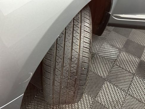 Used 2024 Acura RDX Advance Package image 38